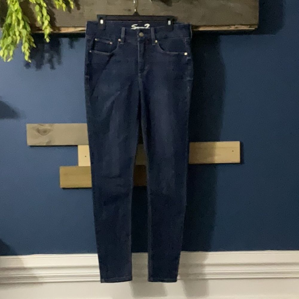 Seven7 Jeans Tummyless HR Skinny. Size 8. NWOT